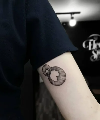 Camila Yassuda tattoo 024