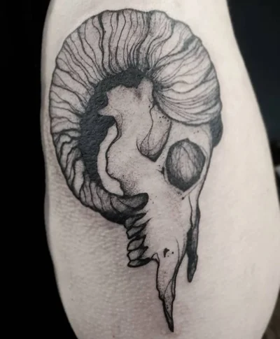Camila Yassuda tattoo 025