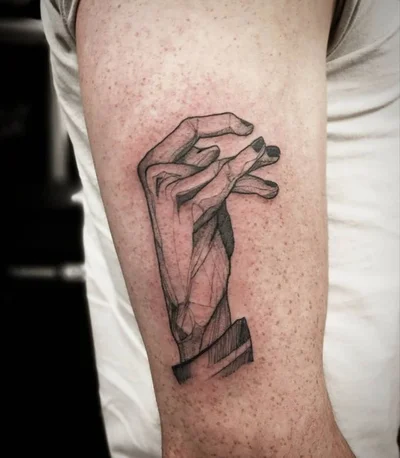 Camila Yassuda tattoo 031
