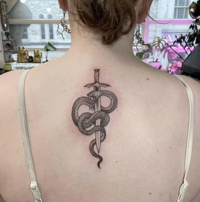Camila Yassuda tattoo 042