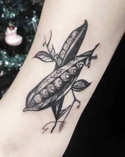 Camila Yassuda tattoo 046