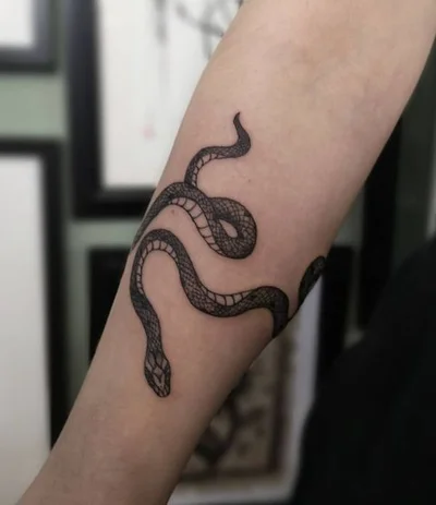 Camila Yassuda tattoo 048