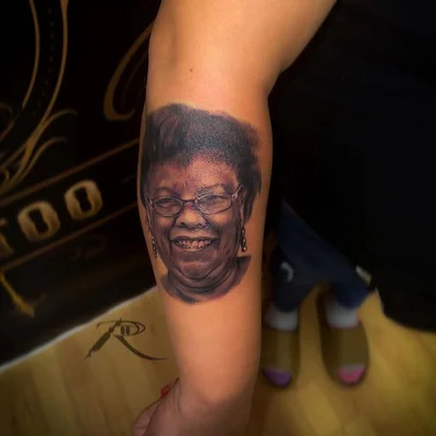 Yayo Mendez tattoo 029