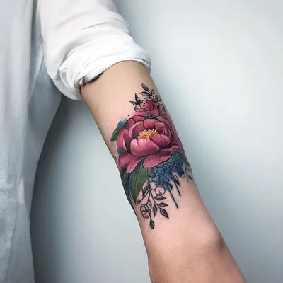 Yeliz Ozcan tattoo 041