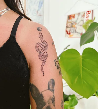 Yannis Steiakakis tattoo 037