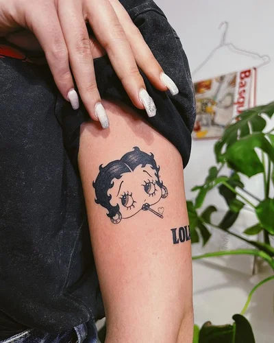 Yannis Steiakakis tattoo 047