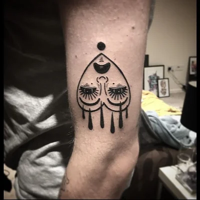 Yogi tattoo 043