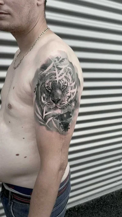 Yohan Gilbert tattoo 044