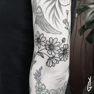 Yonni Gagarine tattoo ig_011