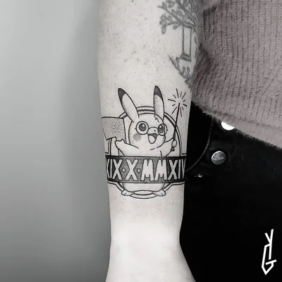 Yonni Gagarine tattoo ig_020