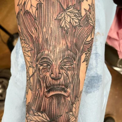 Aaron Dix tattoo 010
