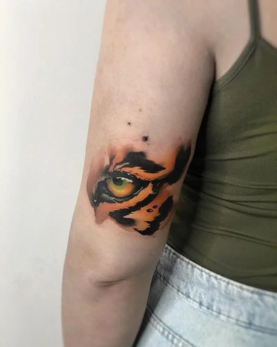 Yuki | abstract•watercolour•ink-wash tattoos tattoo 047