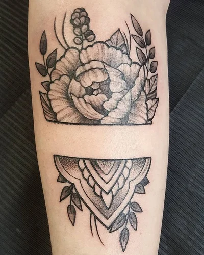 Yuna Fawn tattoo 016