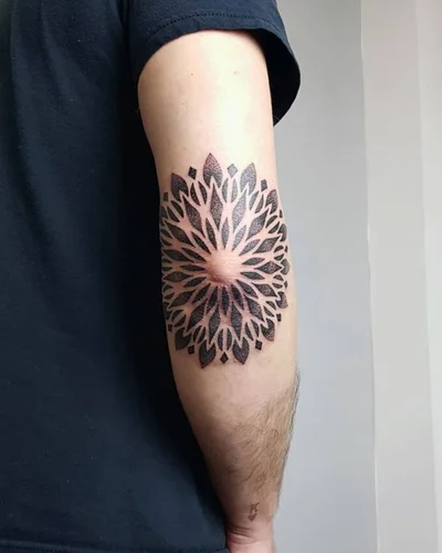 Yuna Fawn tattoo 028