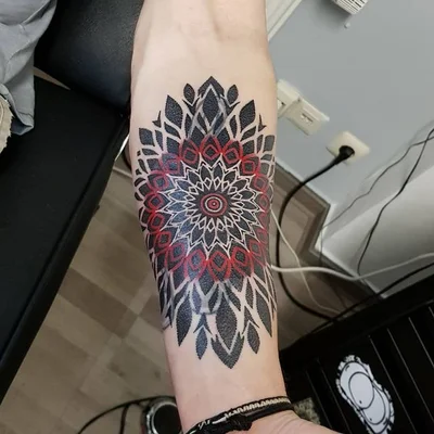 Yuna Fawn tattoo 043
