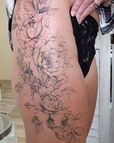 Yuna Fawn tattoo 045