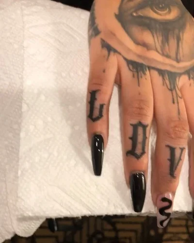 Yung Chavo tattoo 011