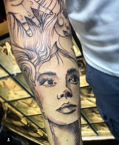 Yurgan Barret tattoo 011