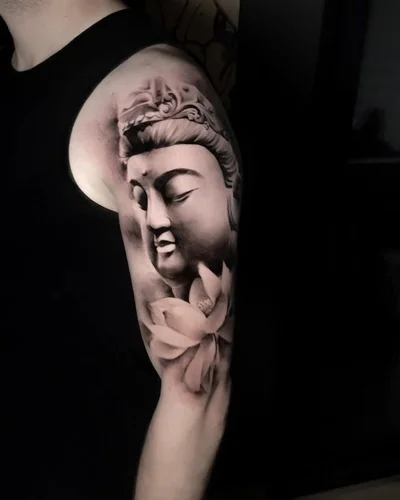 Yvan Pec tattoo 007