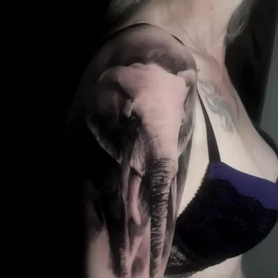 Yvan Pec tattoo 015