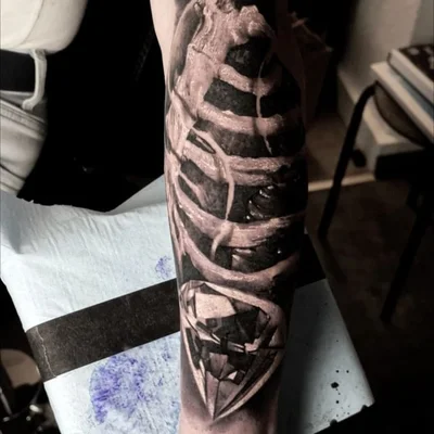Yvan Pec tattoo 041