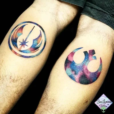 Zaina Luna tattoo 028