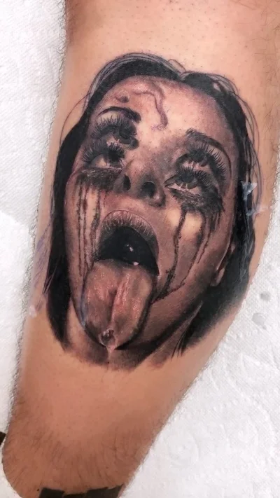 Zach Medbery tattoo 018