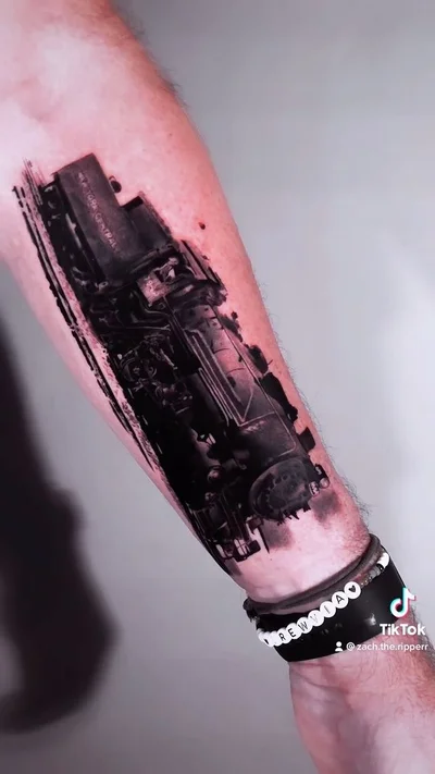 Zach Medbery tattoo 026