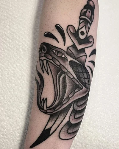 Zach Roman tattoo 031