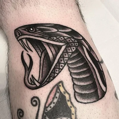 Zach Roman tattoo 044