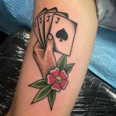 Zak McKinney tattoo 044