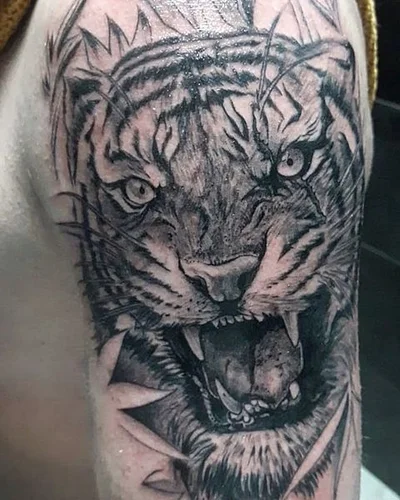 Gonzalo Vivancos tattoo 012