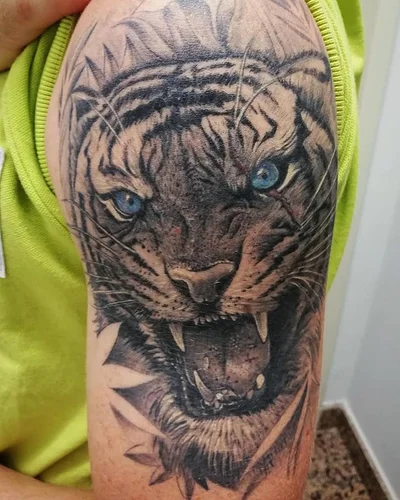 Gonzalo Vivancos tattoo 023