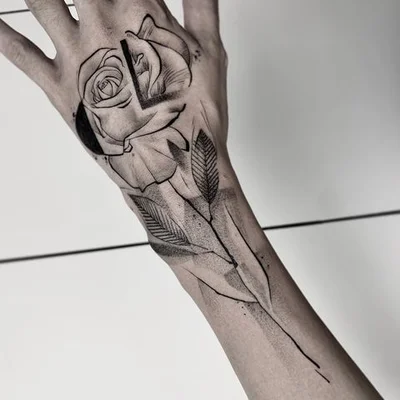 Matheus Izarias tattoo 029