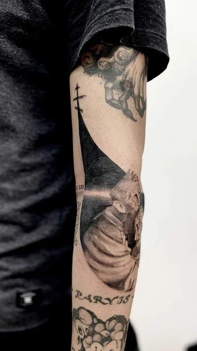 Matheus Izarias tattoo 032