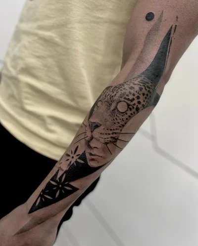 Matheus Izarias tattoo 048