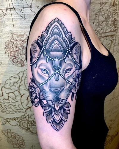 Zazen tattoo 040