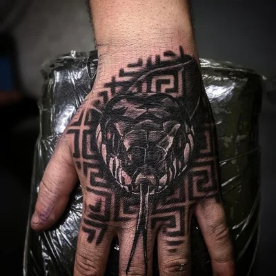 Zeb Powell tattoo 031