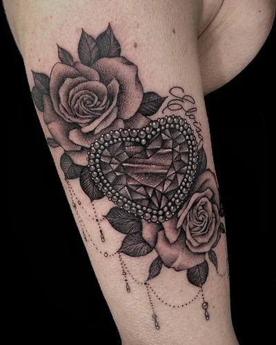 Zelia Ruiz tattoo 029