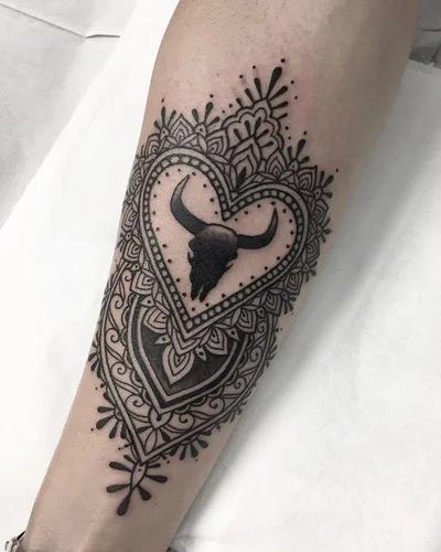 Zelia Ruiz tattoo 038