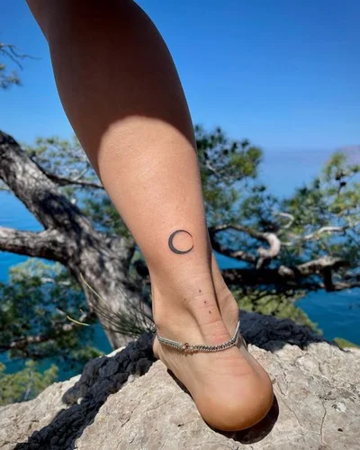 Евгения Ремова tattoo 018