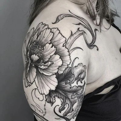 Евгения Ремова tattoo 038