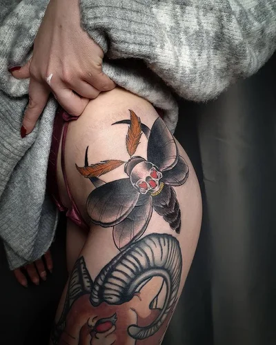 Zakhar HVG tattoo 010