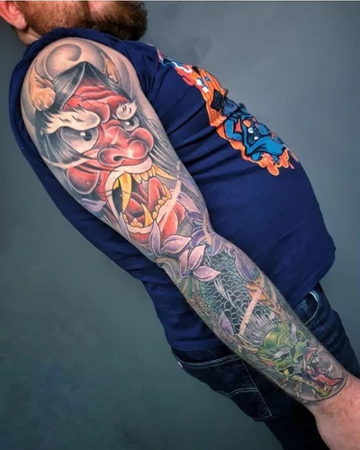 Zakhar HVG tattoo 012