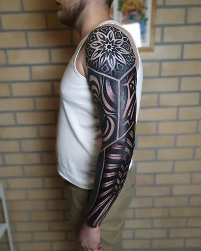 Zakhar HVG tattoo 014