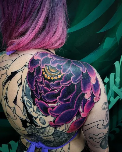 Zakhar HVG tattoo 024