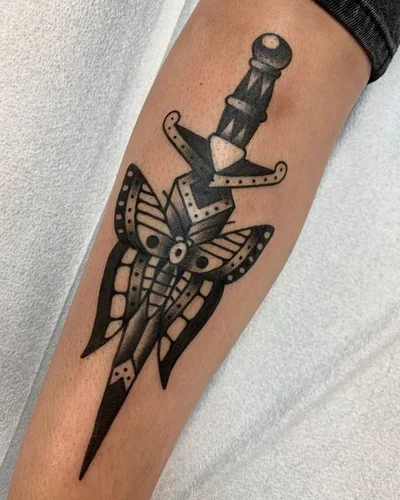 Zion Guzmán tattoo 023