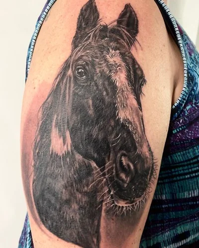Zlatan Jungbluth tattoo 028