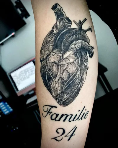 Zlatan Jungbluth tattoo 033