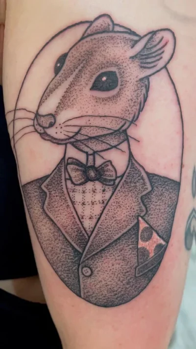 Zoe Bean tattoo 015